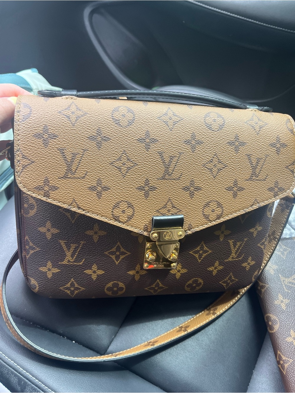 Louis Vuitton Monogram Canvas Crossbody Bag in Brown/Tan